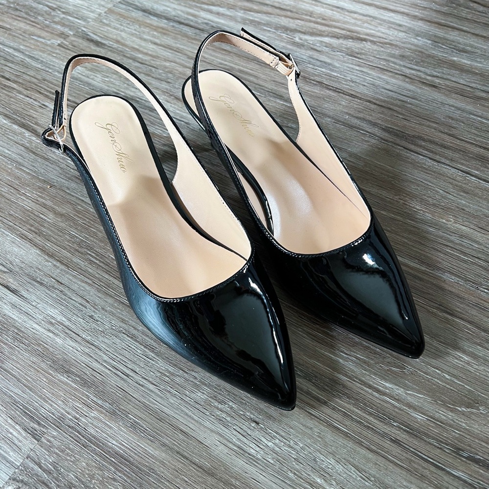 Black Slingback Kitten Heels